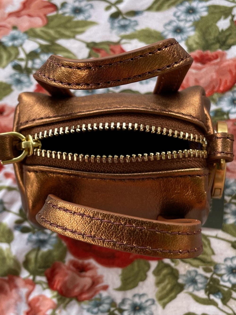 *BNWT*Vera Bradley Leather duffel bag Charm w/Keyring ft. in **Metallic Bronze**